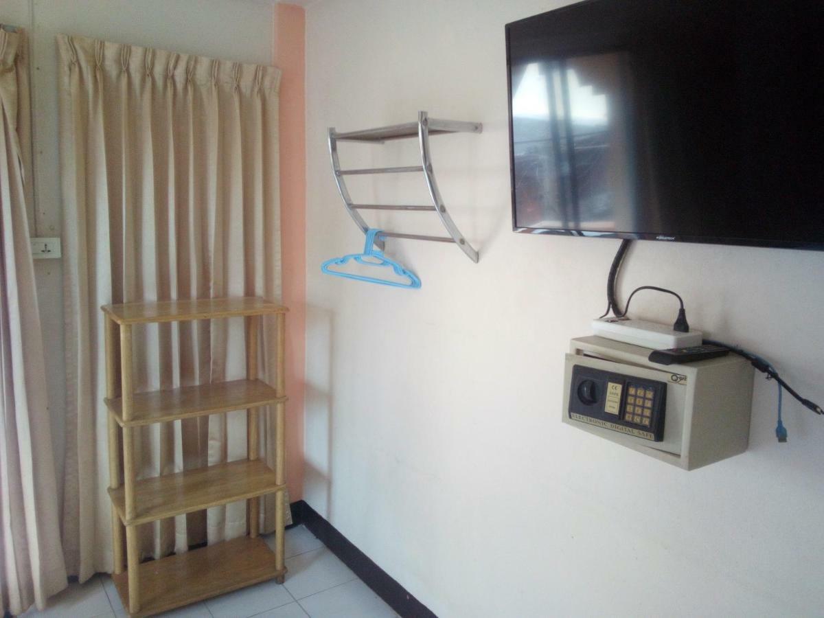 M & A Guesthouse Хуа Хин Экстерьер фото