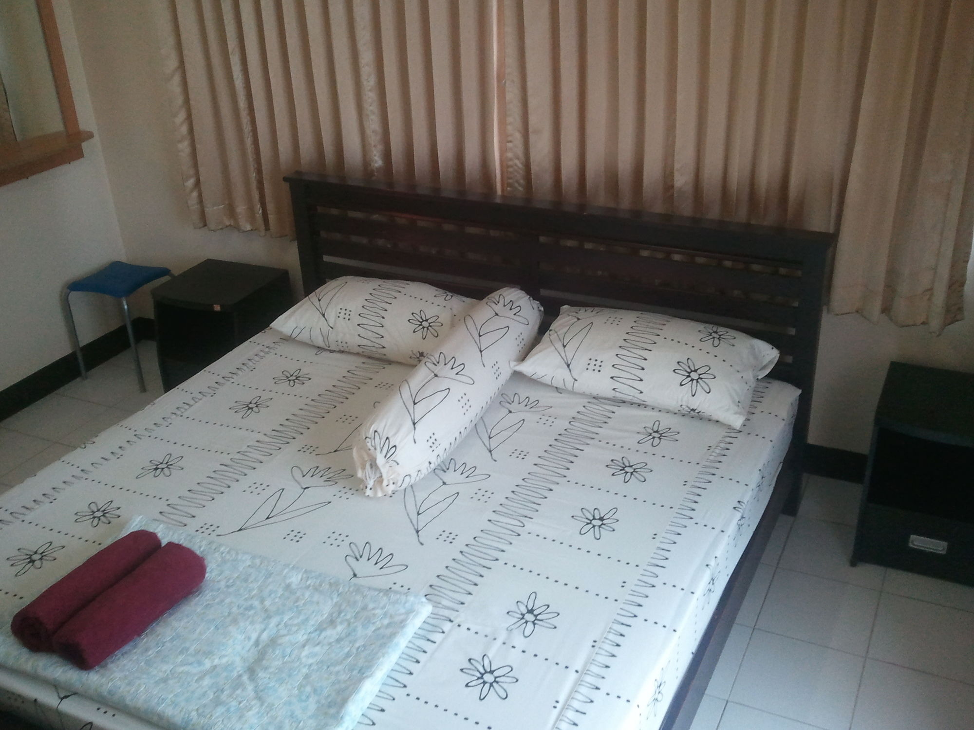 M & A Guesthouse Хуа Хин Экстерьер фото