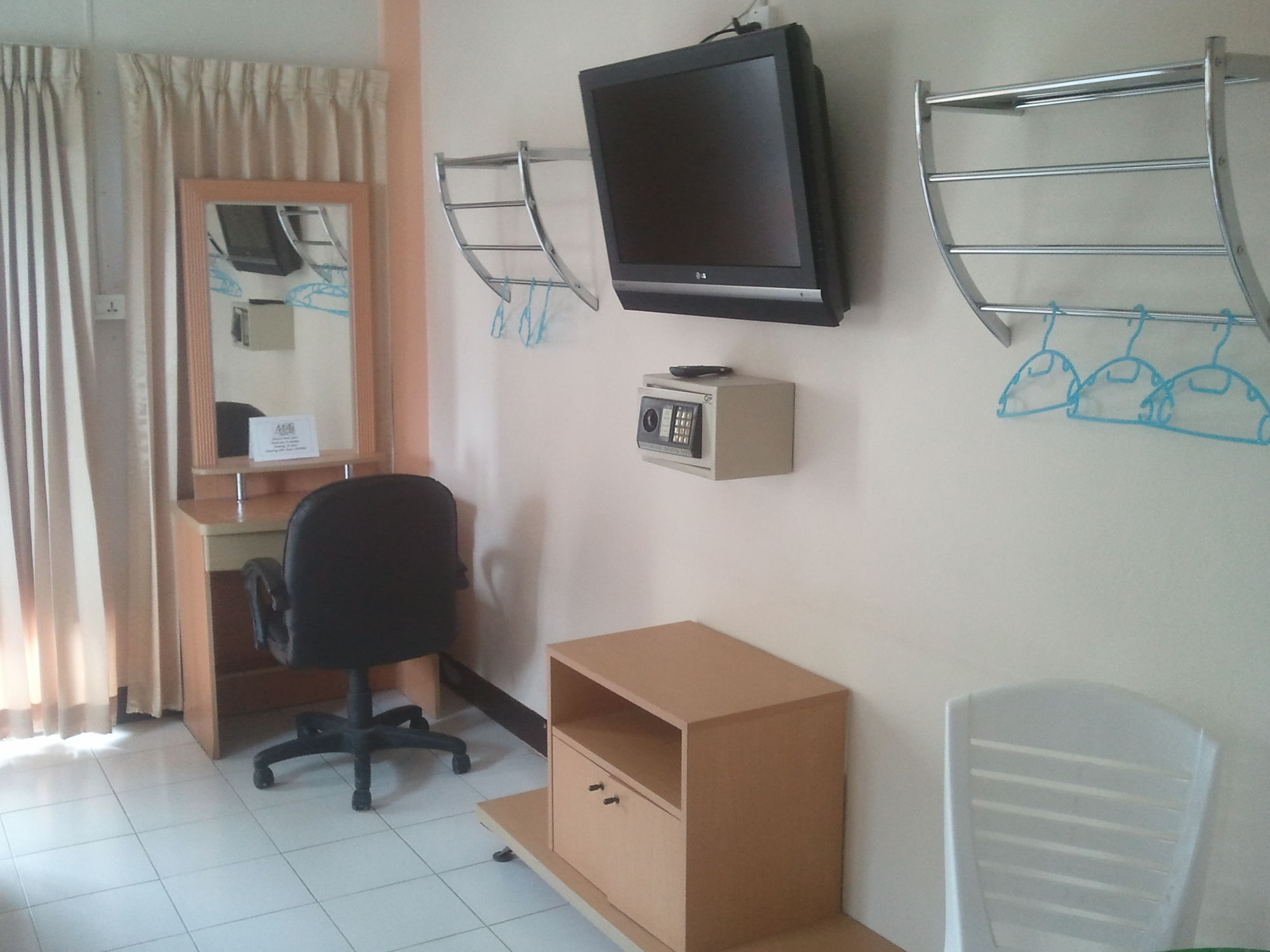 M & A Guesthouse Хуа Хин Экстерьер фото